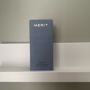 Merit Beauty Great Skin Instant Glow Serum